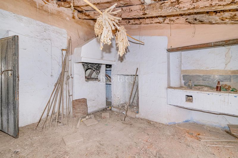 Foto c4b7786a-0047-426b-a070-5ae4553b284a. Casa amb aparcament a Baza