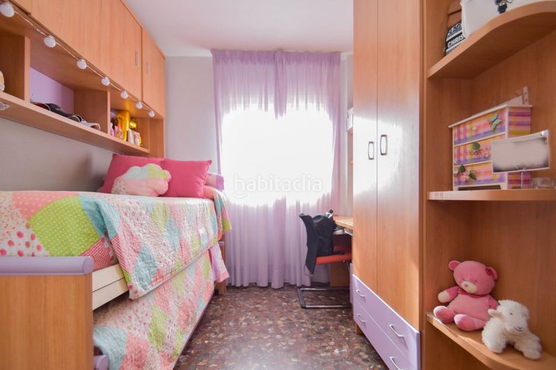 Foto 1c71396d-5661-4407-8dc5-ae77e1691936. Casa adossada amb calefacció aparcament a Peligros