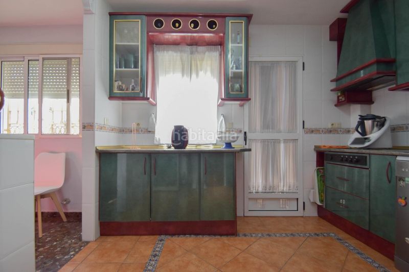 Foto c0d1de96-15bd-445a-9b50-ba72ab10f613. Casa adossada amb calefacció aparcament a Peligros