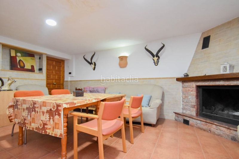 Foto d79ba6b0-f450-4e99-bea3-54882a921eae. Casa adossada amb calefacció aparcament a Peligros
