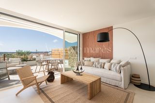 Ànima de Marès by Fornells Bay