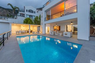 Rent Chalet  Calle alemania. Villa de lujo con preciosas vistas en altea hills