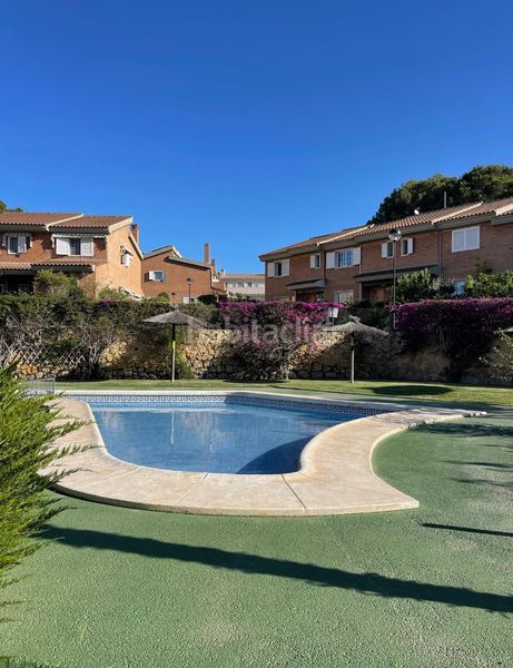 Foto 5af50b50-bd17-49a0-9e03-a4176e4ae9f9. Casa adossada amb piscina a L´Albir Alfàs del Pi (l´)