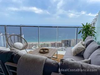 Piccolo appartamento in Levante Alto. En venta en exclusiva  residencial sunset waves, benidorm