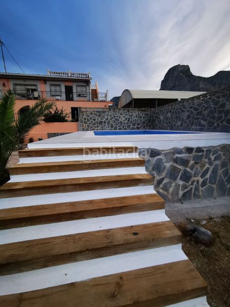 Foto c1c464d7-3028-4e51-b0b4-680e527f6bb7. Lloguer xalet amb xemeneia calefacció aparcament piscina a Polop