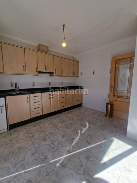 Foto 3b05fe5c-87ce-462d-ad69-19641377c53b. Lloguer pis a Confrides