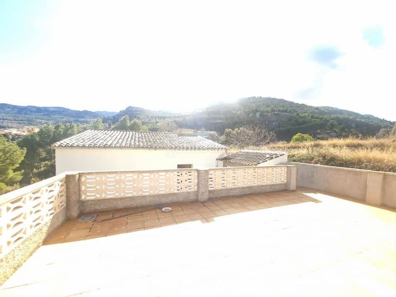 Foto a249016c-008d-47b0-a928-cf0df368eaa2. Lloguer pis a Confrides