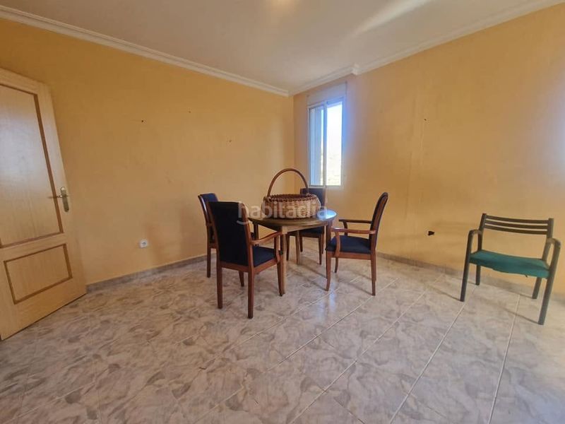 Foto 242a433b-4ee6-439c-adf0-fdc80d86989a. Rent flat in Confrides