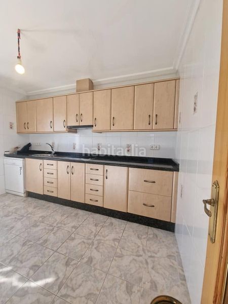 Foto 24357197-56c7-43fa-9c77-428ae8b2b4db. Rent flat in Confrides