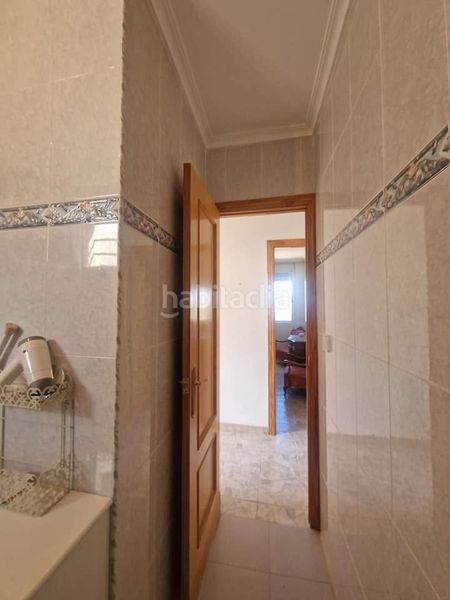 Foto 7a8ea791-dba6-49ec-ad3e-7458d43240a0. Rent flat in Confrides