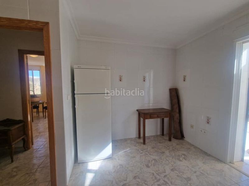 Foto 8ec3d814-cdf1-45dc-9e39-150692088329. Rent flat in Confrides