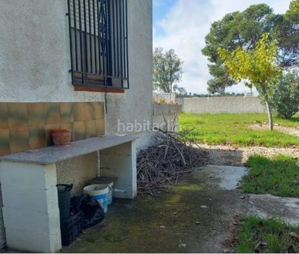 Foto 0bc55848-b926-4050-979e-eac925a2b87b. Chalet  en venta ( ) en Deltebre