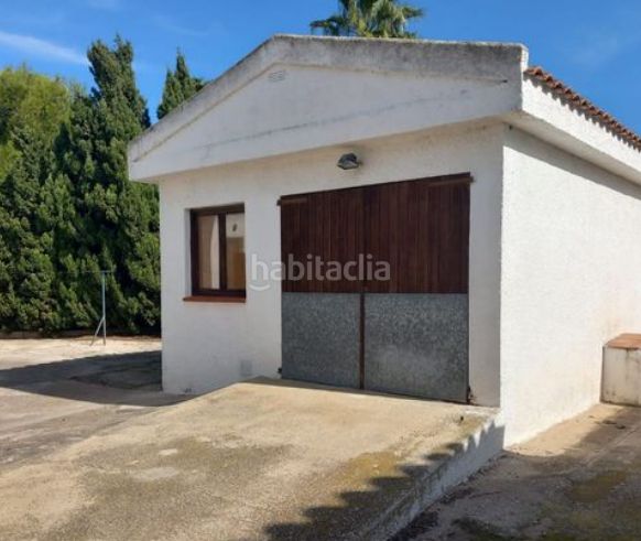 Foto 0cd54388-5872-4eca-8bb2-7401212fa471. Chalet  en venta ( ) en Deltebre