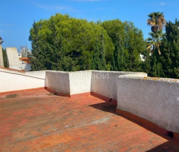 Foto ee560580-6ddb-44cb-9a7d-b9f4f3237552. Chalet  en venta ( ) en Deltebre