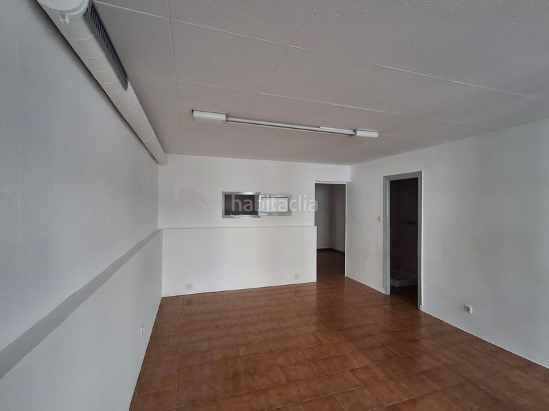 Foto 001a8252-4dff-4530-982c-f6c5b54ec1dd. Local comercial a avinguda catalunya 245 a Aldea (L´)