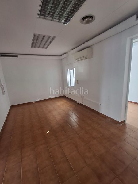 Foto 3ec99854-d272-499a-a9af-d87a20901173. Local comercial a avinguda catalunya 245 a Aldea (L´)