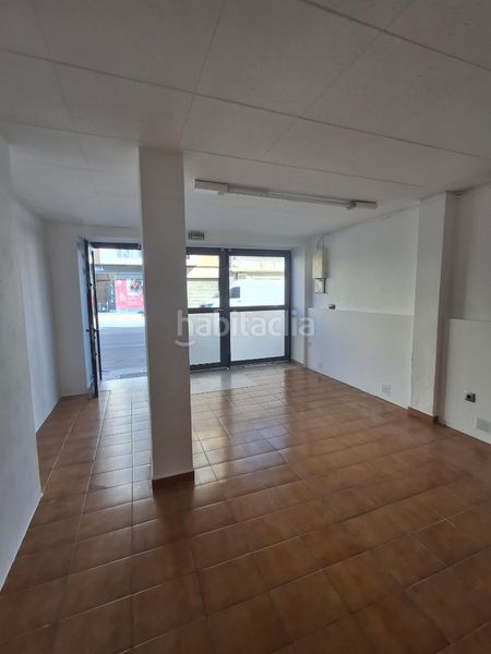 Foto 7ff0e898-bcd5-4642-8cbb-35756c13c1da. Local comercial a avinguda catalunya 245 a Aldea (L´)