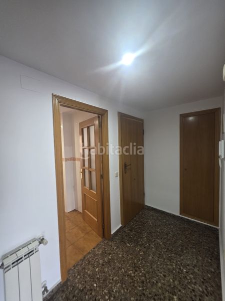 Foto 57a80eb7-211e-4d62-89cd-f308c6388510. Pis amb calefacció aparcament a L´Illa Perduda Valencia