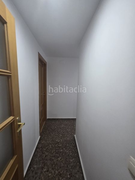Foto c5d77583-ee7a-47d3-aa1b-ab81a3aba9f1. Pis amb calefacció aparcament a L´Illa Perduda Valencia