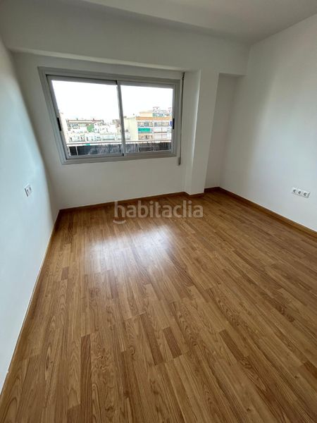 Foto a304e600-3040-4f0a-8b95-f1808f2bbd9e. Lloguer pis amb aparcament a Albors Valencia