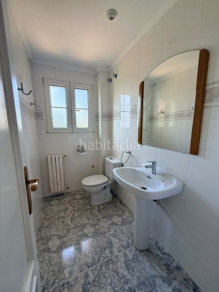 Foto d8629b9a-4e25-48a1-86fa-c53025064092. Xalet amb calefacció aparcament piscina a Picassent