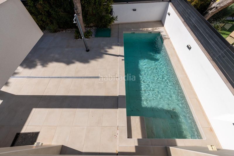 Foto 3ba3a59a-6b53-401d-b45c-477eee761625. Xalet amb aparcament piscina a Playa Muchavista Campello (el)