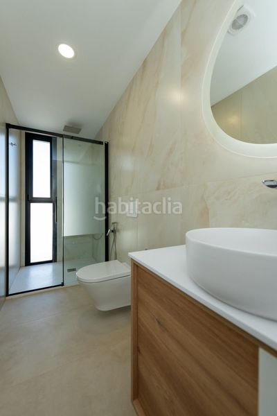 Foto c3da9f1c-f958-42da-93c6-9235971c6535. Xalet amb aparcament piscina a Playa Muchavista Campello (el)