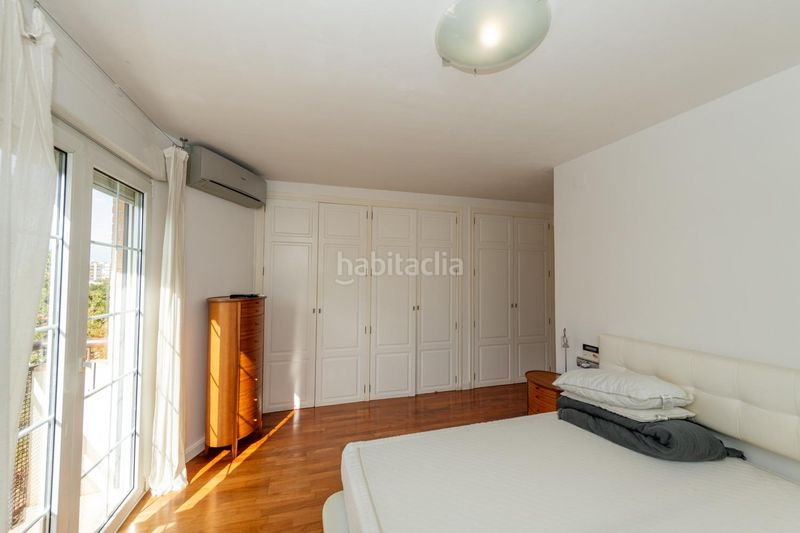 Foto 5b7632bb-9fac-4356-a095-da37e3050ea0. Casa adossada amb calefacció aparcament piscina a Alicante