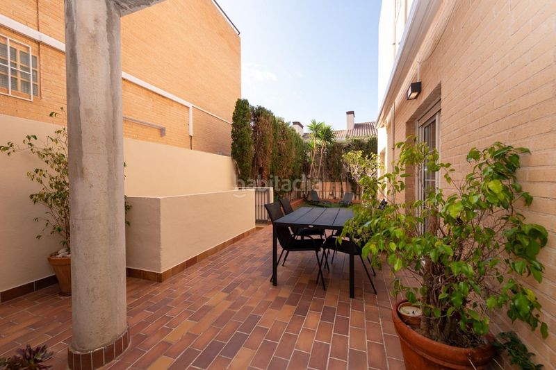 Foto f4d9754d-2987-4be6-a265-9a107f6c6e39. Casa adossada amb calefacció aparcament piscina a Alicante