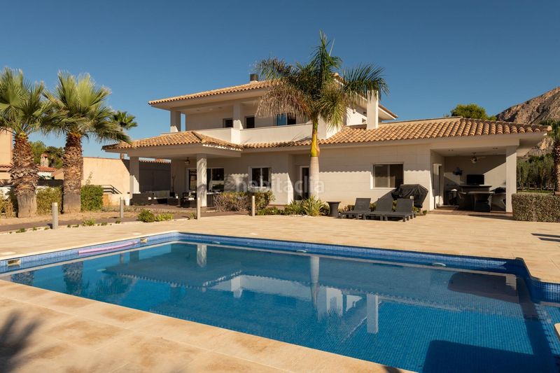 Foto 1257a4a0-9e35-4404-afc6-c2eb6d947fc5. Xalet amb calefacció aparcament piscina a Pla de la Vallonga Alicante
