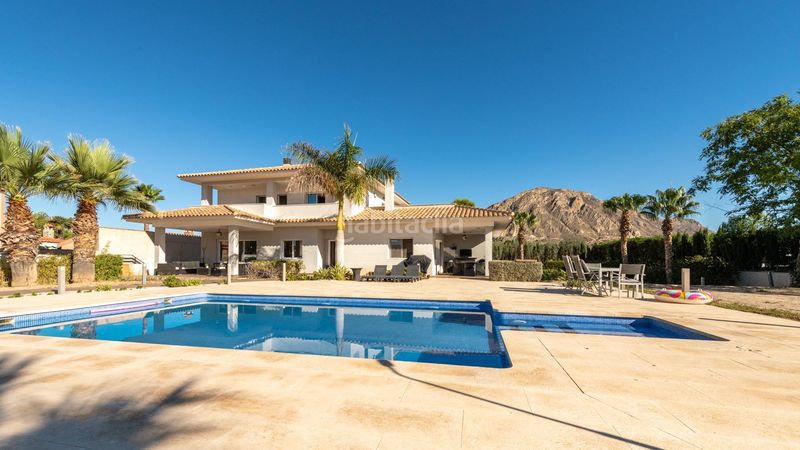 Foto 1a9e3f58-445f-46aa-b530-a22d822a4afc. Xalet amb calefacció aparcament piscina a Pla de la Vallonga Alicante