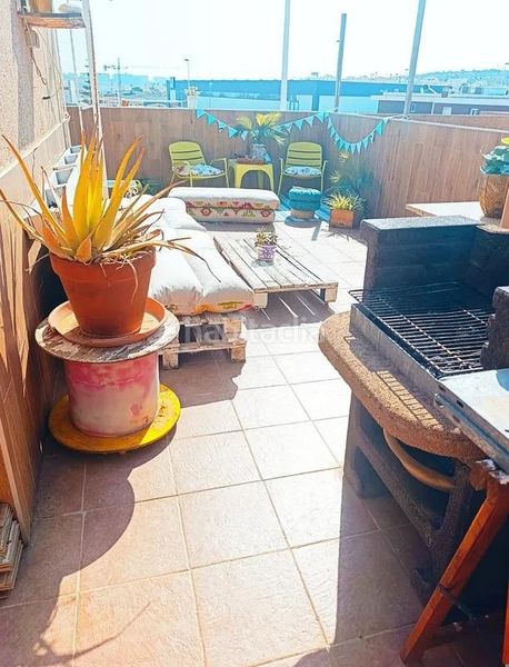 Foto e693e02a-6822-41ef-895e-2d6f1934a13f. Casa amb aparcament piscina a Monte y Mar Santa Pola