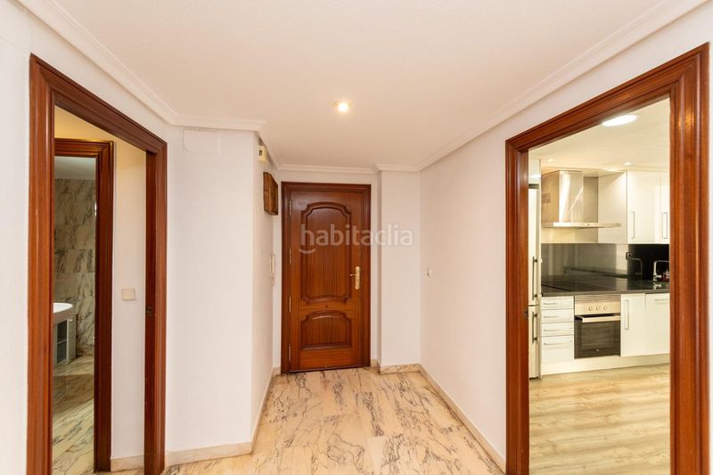 Foto 0b114bb6-20d6-4445-8703-557f26a45c15. Affitto appartamento con parcheggio in Ensanche-Diputación Alicante