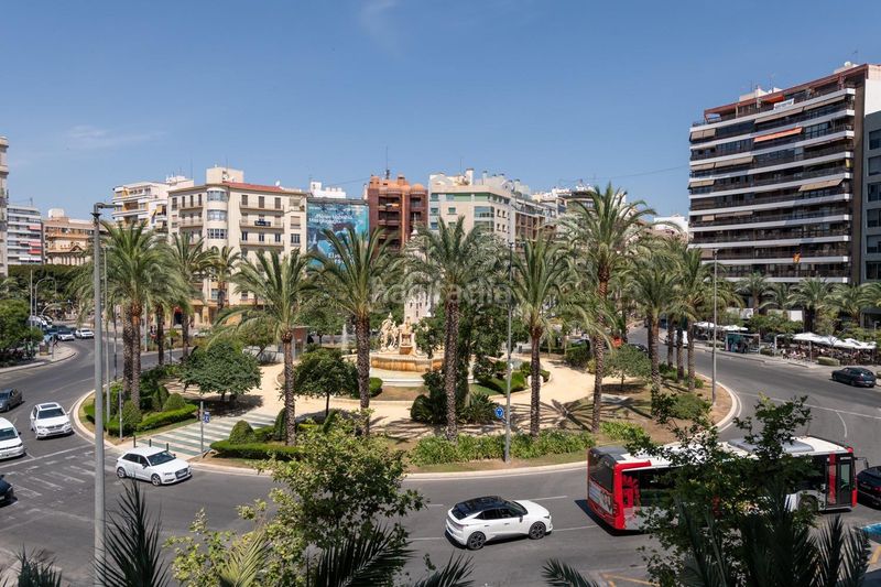 Foto 16b5b102-c0b1-49ef-b4bf-940ed723f334. Affitto appartamento con parcheggio in Ensanche-Diputación Alicante
