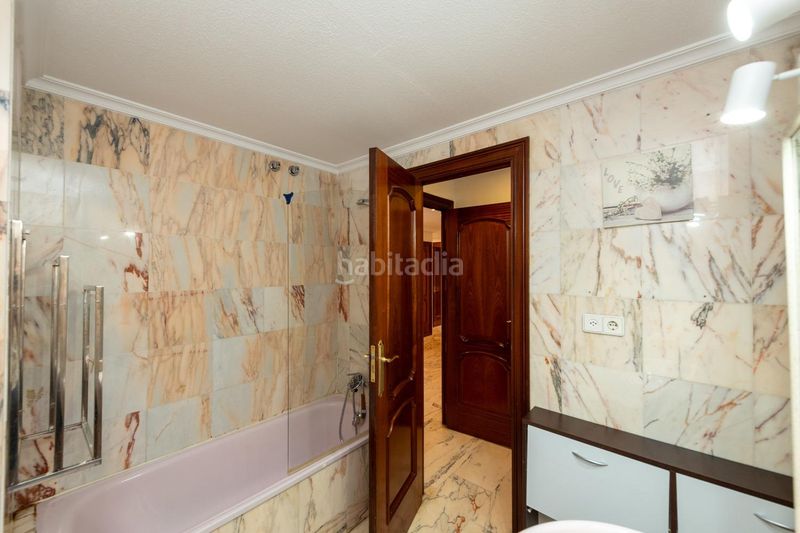 Foto d7be88dc-6561-448b-bdbc-b101ad60f5d7. Affitto appartamento con parcheggio in Ensanche-Diputación Alicante