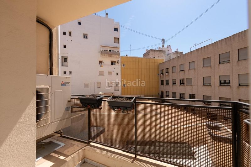 Foto f78d1627-0887-4da7-a5cd-ca013a1ebb31. Affitto appartamento con parcheggio in Ensanche-Diputación Alicante