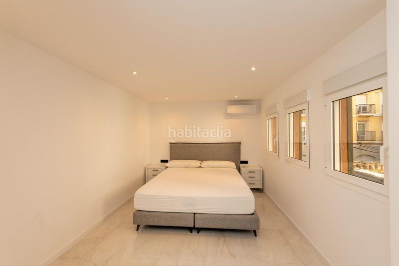 Foto b74a17d3-154a-40a8-ba9d-6df7a9635d62. Pis a Barrio del Centro Alicante