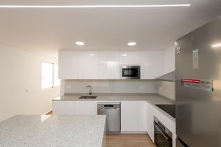 Lloguer Pis  Calle del pintor aparicio. Magnífica vivienda junto al corte inglés