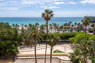 Location Appartement à Casco Antiguo - Sta. Cruz - Ayuntamiento. Fantastica vivienda frente al mar.