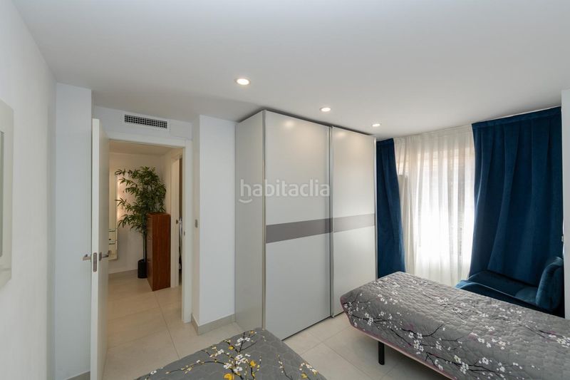 Foto 525c3a63-7a3b-4134-b1a4-b3e4d3319981. Pis a Barrio del Centro Alicante