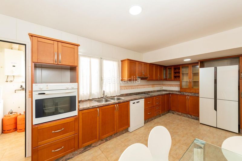 Foto 84f9542b-1810-4cdd-9c2c-b98be2db3032. Rent penthouse with heating in Ensanche-Diputación Alicante