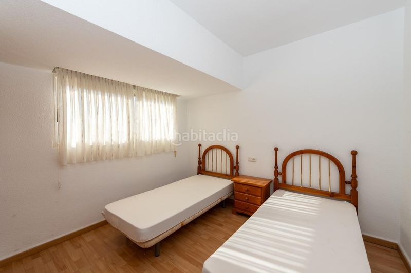 Foto abccf974-e41b-49aa-9de2-7280082596d2. Rent penthouse with heating in Ensanche-Diputación Alicante
