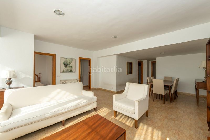 Foto d971bbed-a878-4619-ab6a-10e53f3ce1e2. Rent penthouse with heating in Ensanche-Diputación Alicante