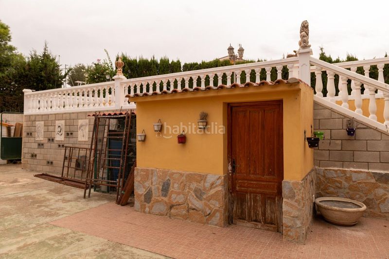 Foto dd1fc509-abf2-4705-a94a-9c8b093ee6d7. Xalet amb calefacció aparcament piscina a Moralet Alicante