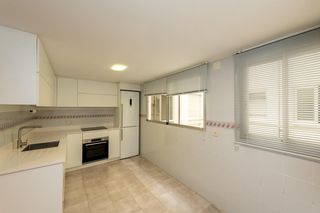 Alquiler Piso  Calle de san juan bosco. Estupenda vivienda con vistas a los jardines de la diputación