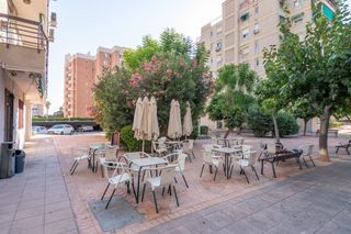 Geschäftsraum in Albufereta. Venta de local que ahora funciona como bar.