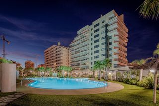Alquiler Piso  Calle maestro josé garberi serrano. Lujo, estilo y confort en parque mariola!