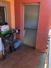 Etagenwohnung in Olivella. Piso como nuevo + parking inclu�do en precio.