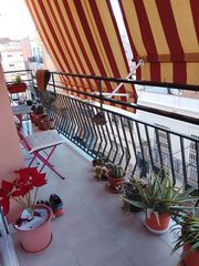Dachwohnung in Les Roquetes. Atico reformado en roquetas