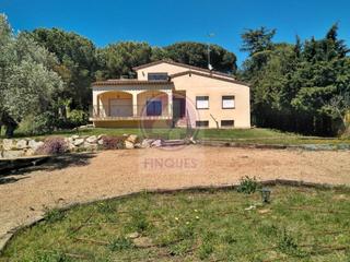 Lloguer Casa  N/a. Casa 3 hab.  1 hab. auxiliar, duplex alquiler santa cristina dar